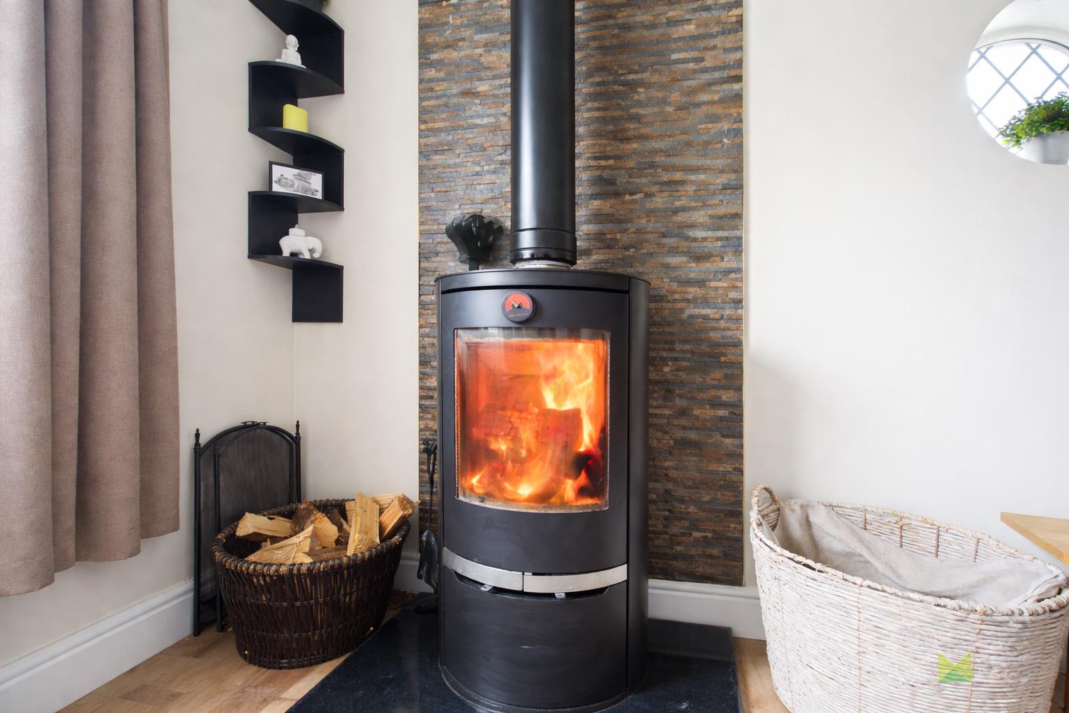 29 Hampton Fields, Oswestry, SY11 1TL For Sale